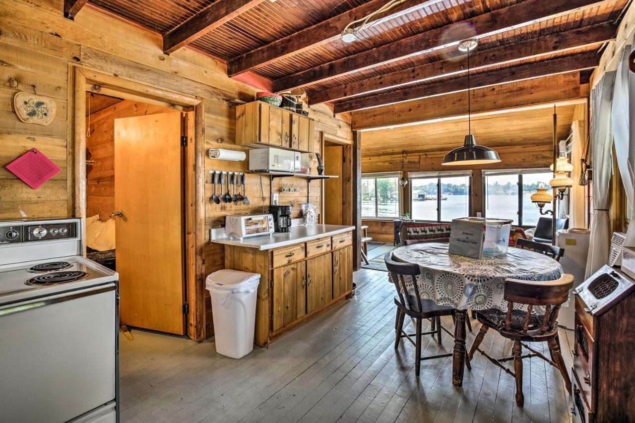 Private Island With Land Access Cabin Hammond Экстерьер фото